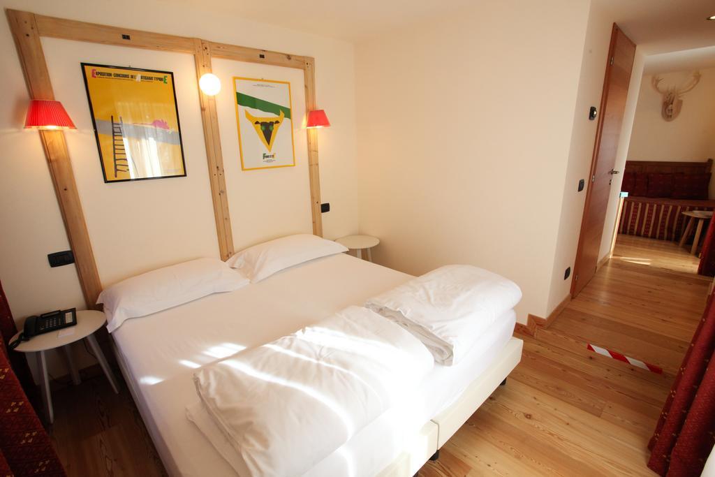 Hotel Berthod Courmayeur Quarto foto